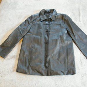 Women Leather Jacket Coat Size Large from Colebrook co - light scuff marks